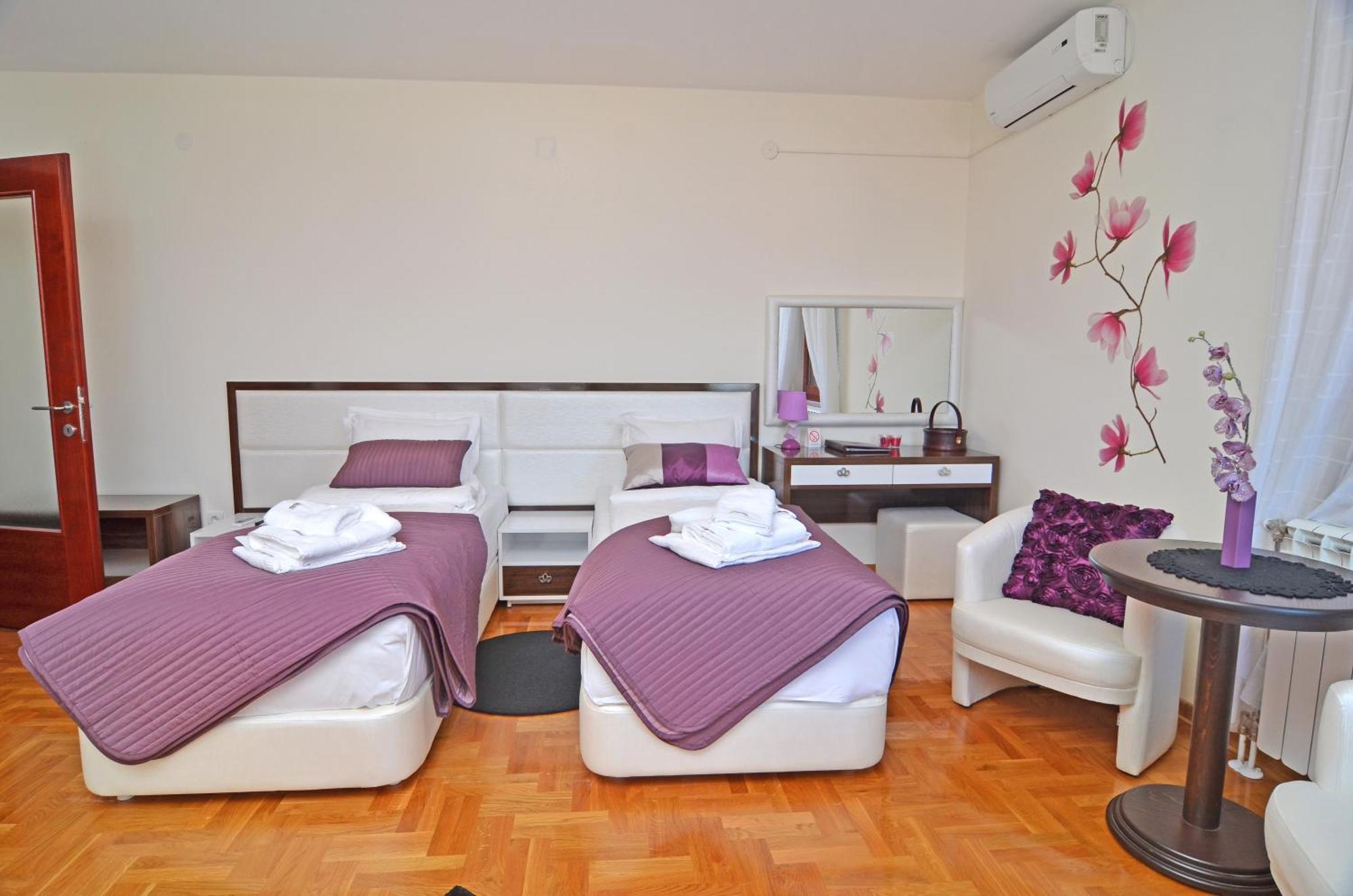 Apartments Biser Vrnjačka Banja Стая снимка